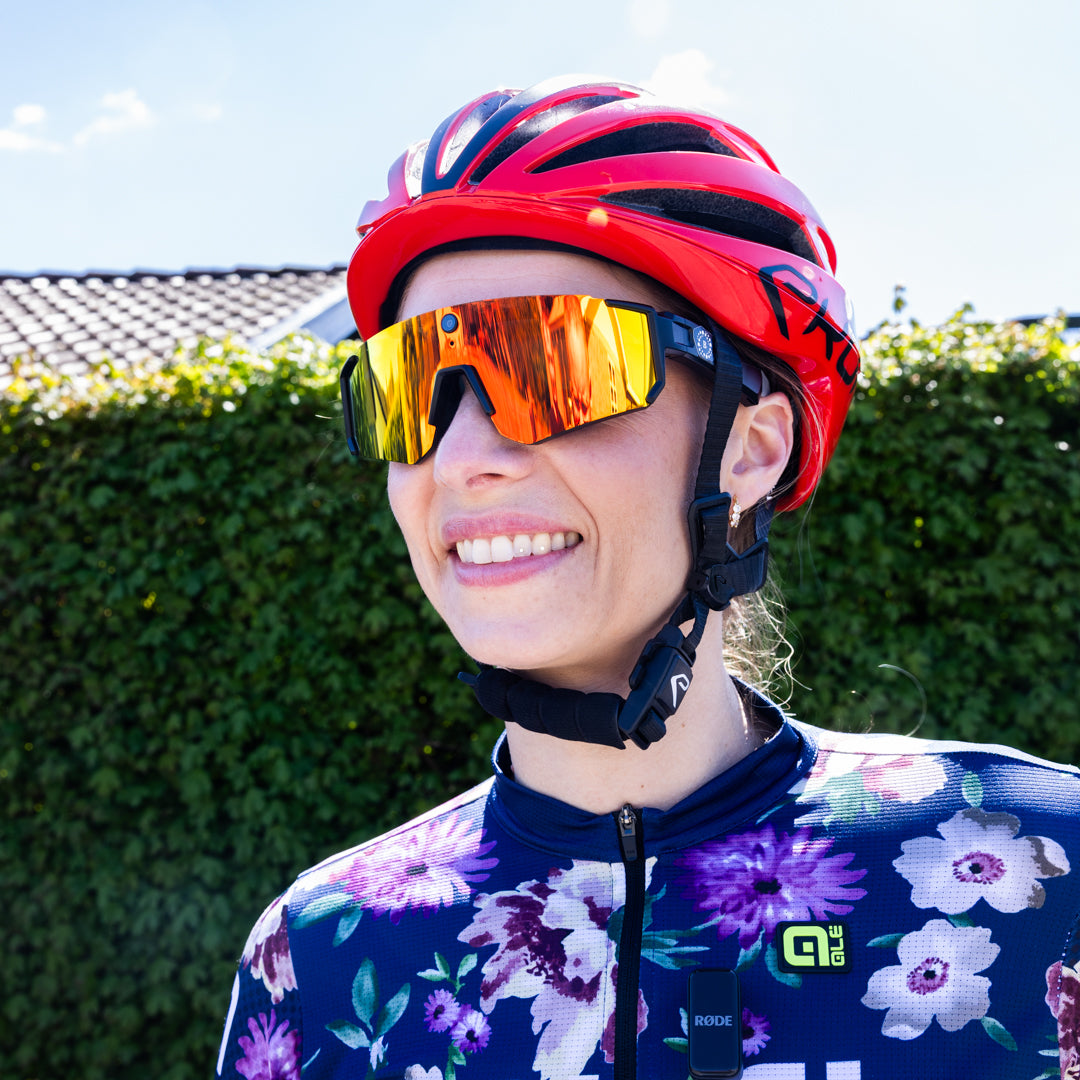 Person med Bobbel AI-brille